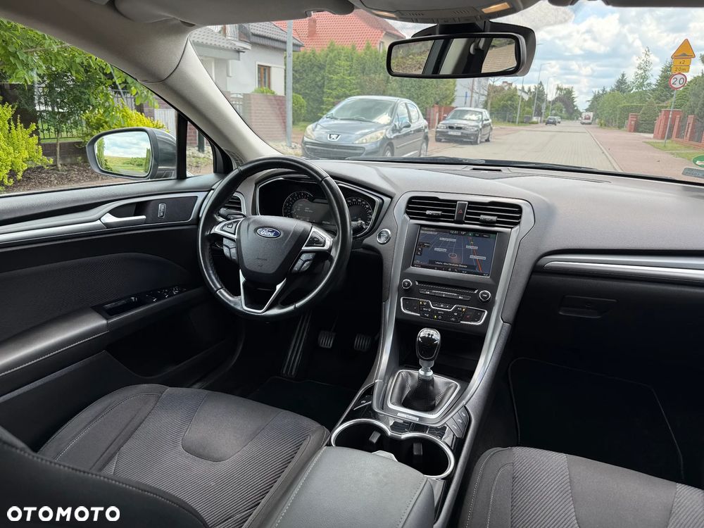 Ford Mondeo - 26