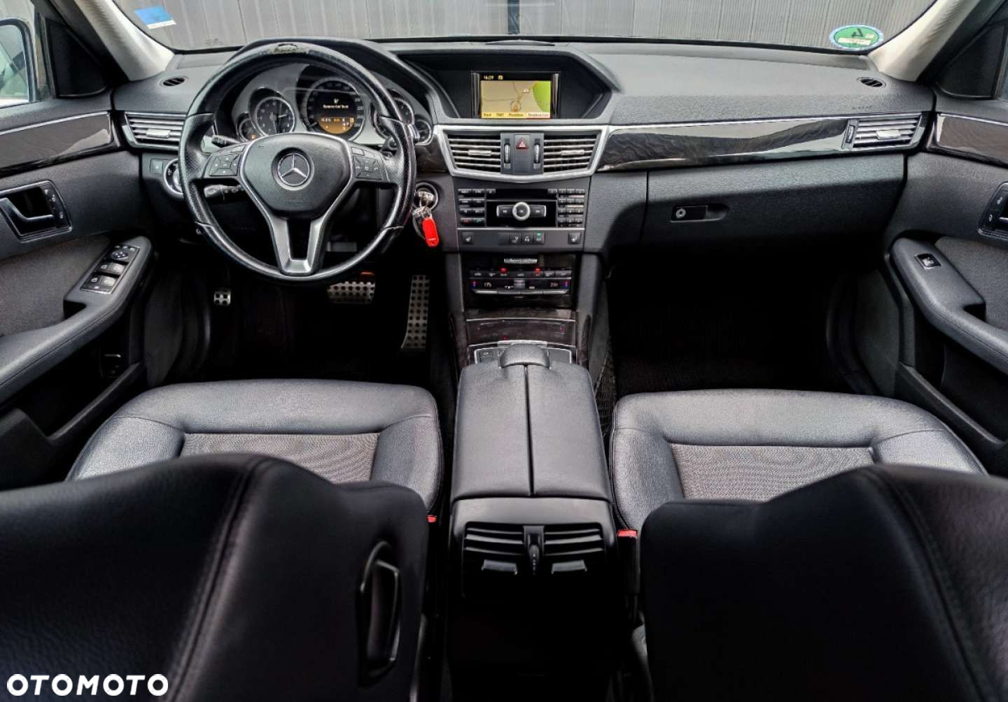 Mercedes-Benz Klasa E - 29