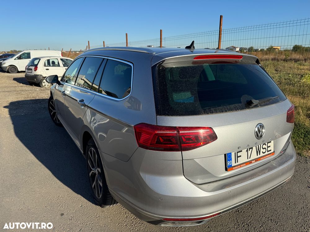 Volkswagen Passat 2.0 TDI DSG Highline - 18
