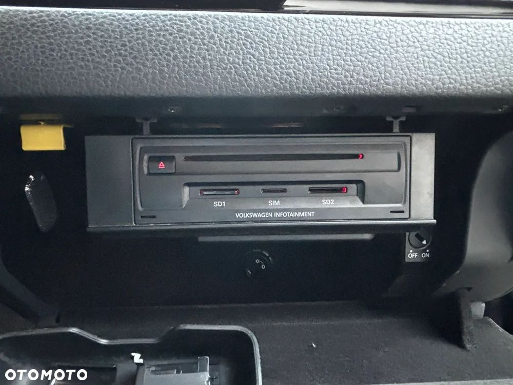 Volkswagen Touareg 3.0 V6 TDI BMT Perfectline R-Style - 12