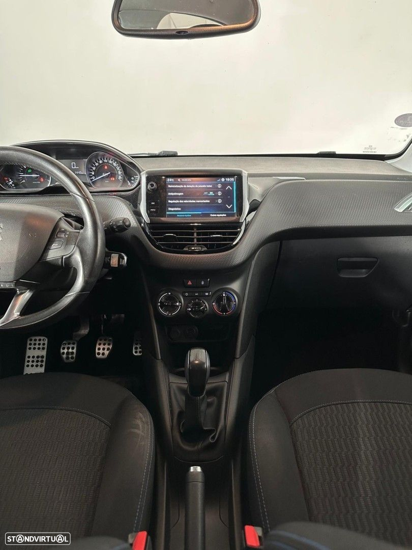Peugeot 208 PureTech 82 Start & Stop Allure - 8