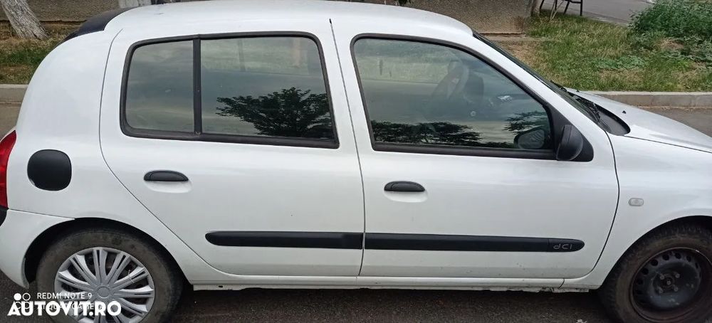 Renault Clio - 1