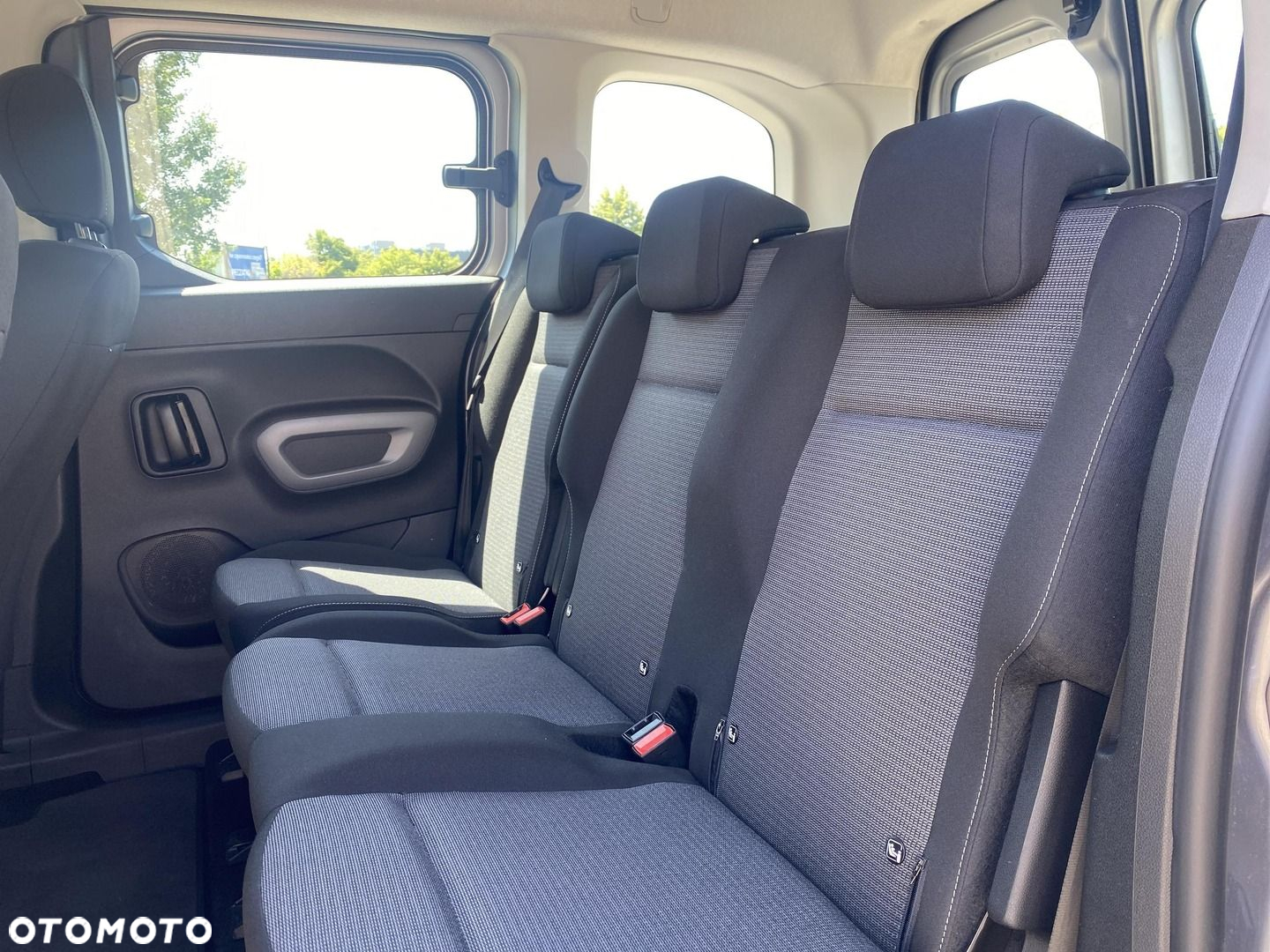 Toyota Proace City Verso 1.5 D-4D Business - 10