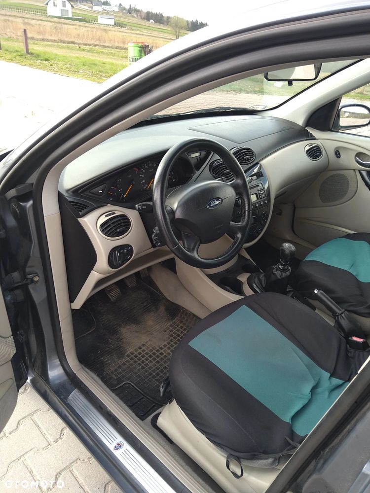 Ford Focus TDCi Ghia - 11