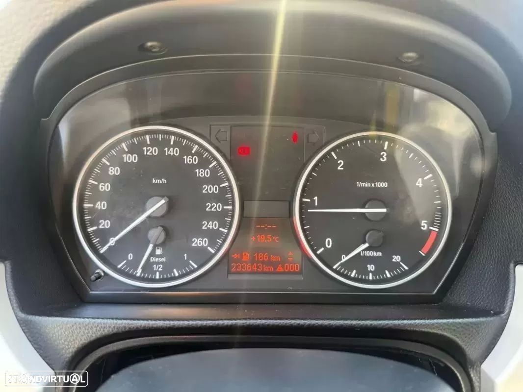 BMW 320 d Touring Navigation - 11