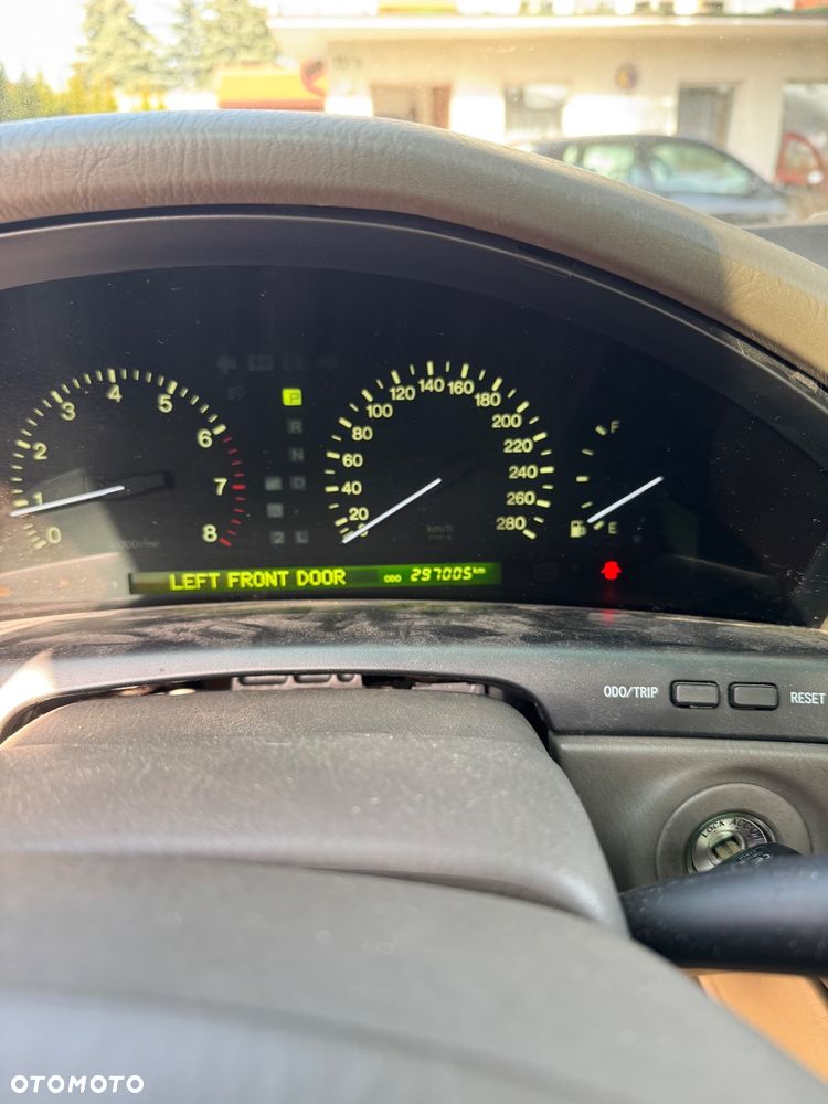 Lexus LS High Class - 13