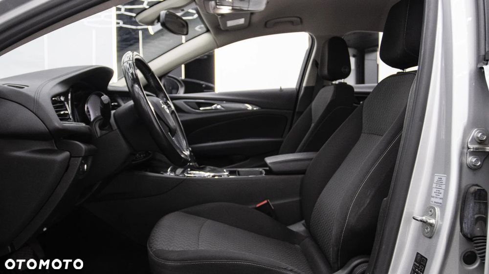 Opel Insignia 1.5 T Innovation S&S - 16