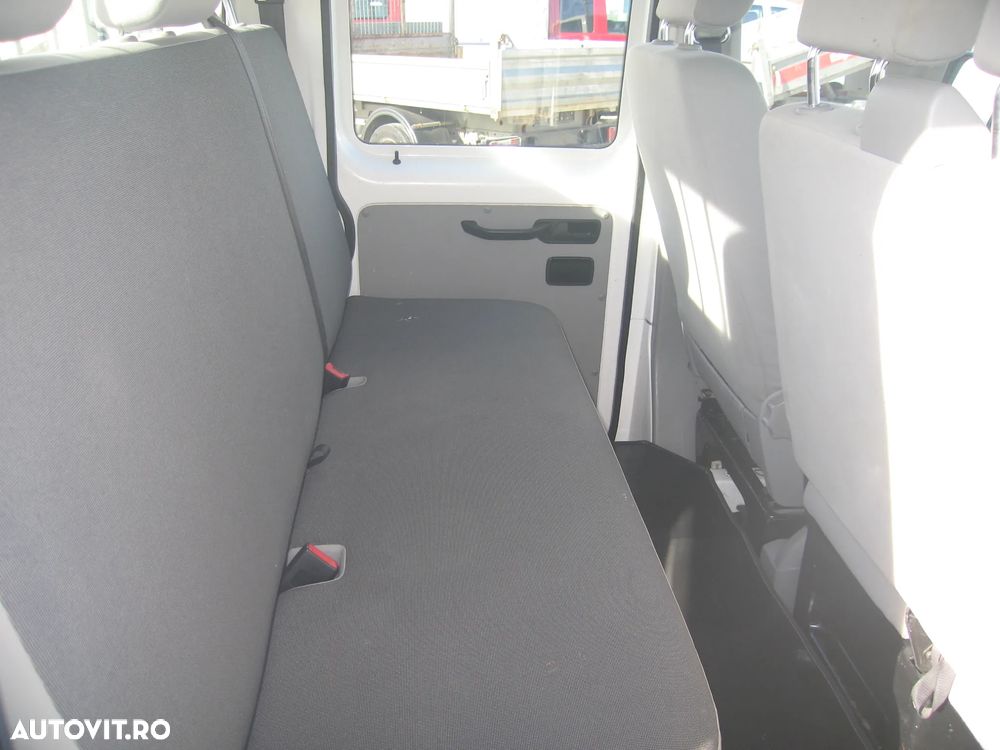 Volkswagen TRANSPORTER T6 , 6 LOC. PLATFORMA MIXTA , AC. - 28