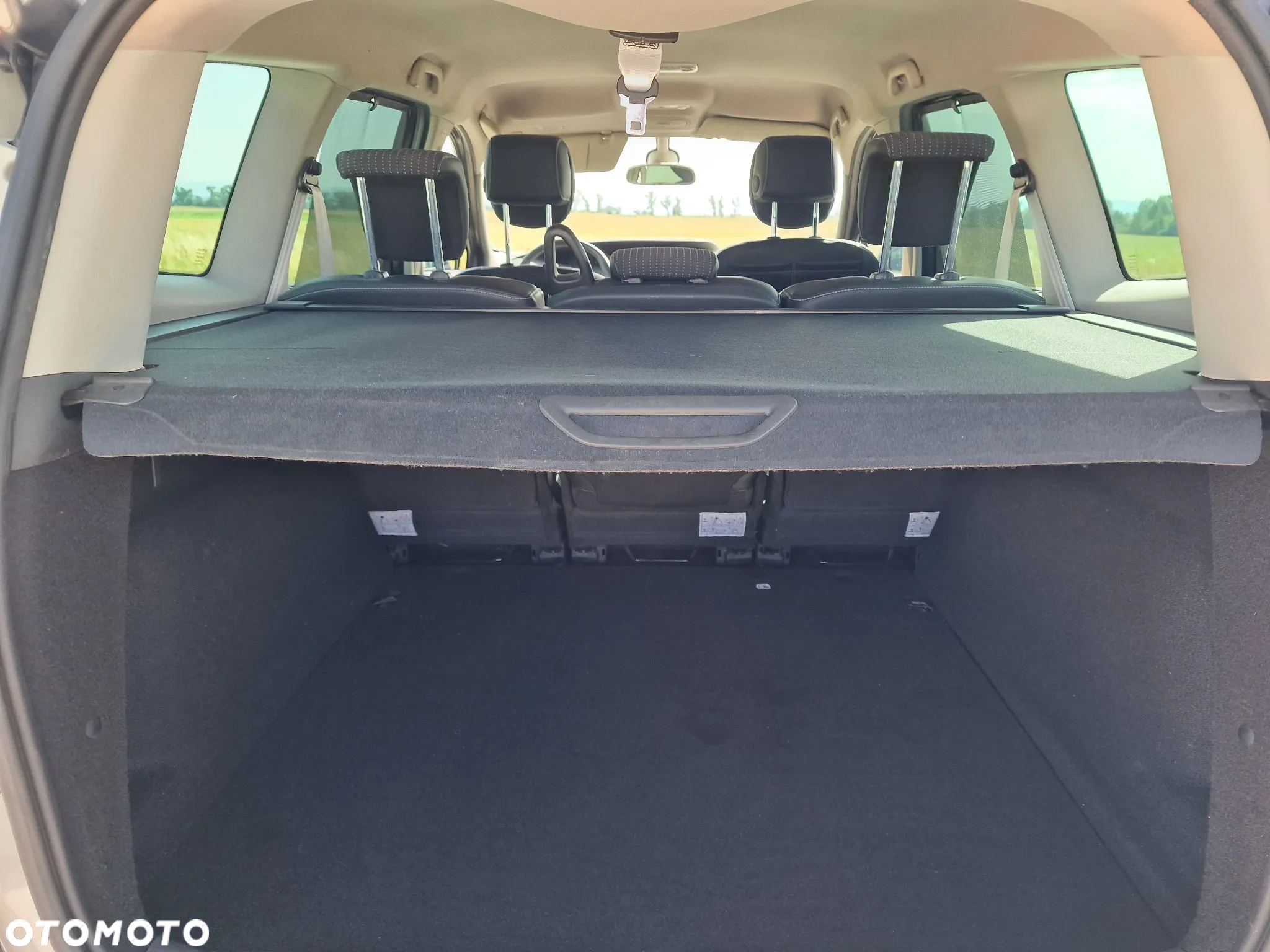 Renault Grand Scenic ENERGY dCi 110 S&S Bose Edition - 26