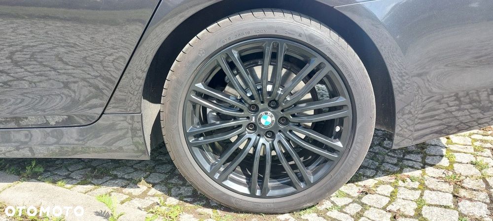 BMW Seria 5 530i Sport - 8