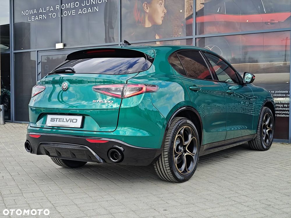 Alfa Romeo Stelvio 2.0 Turbo Intensa Q4 - 6
