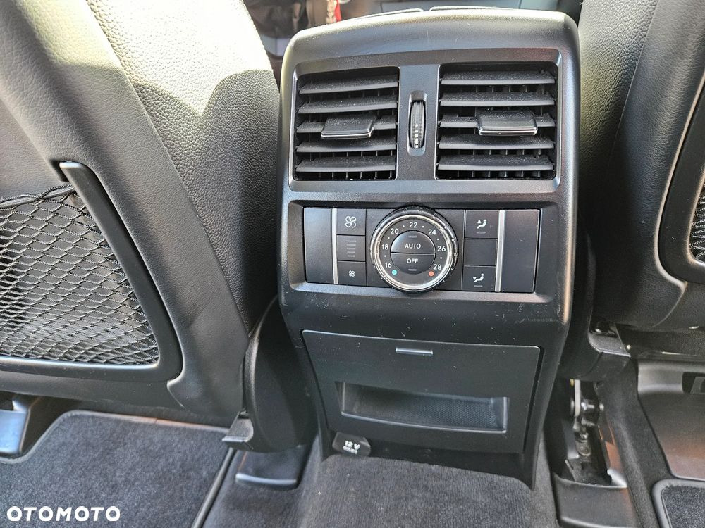 Mercedes-Benz ML 350 BlueTec 4-Matic - 30