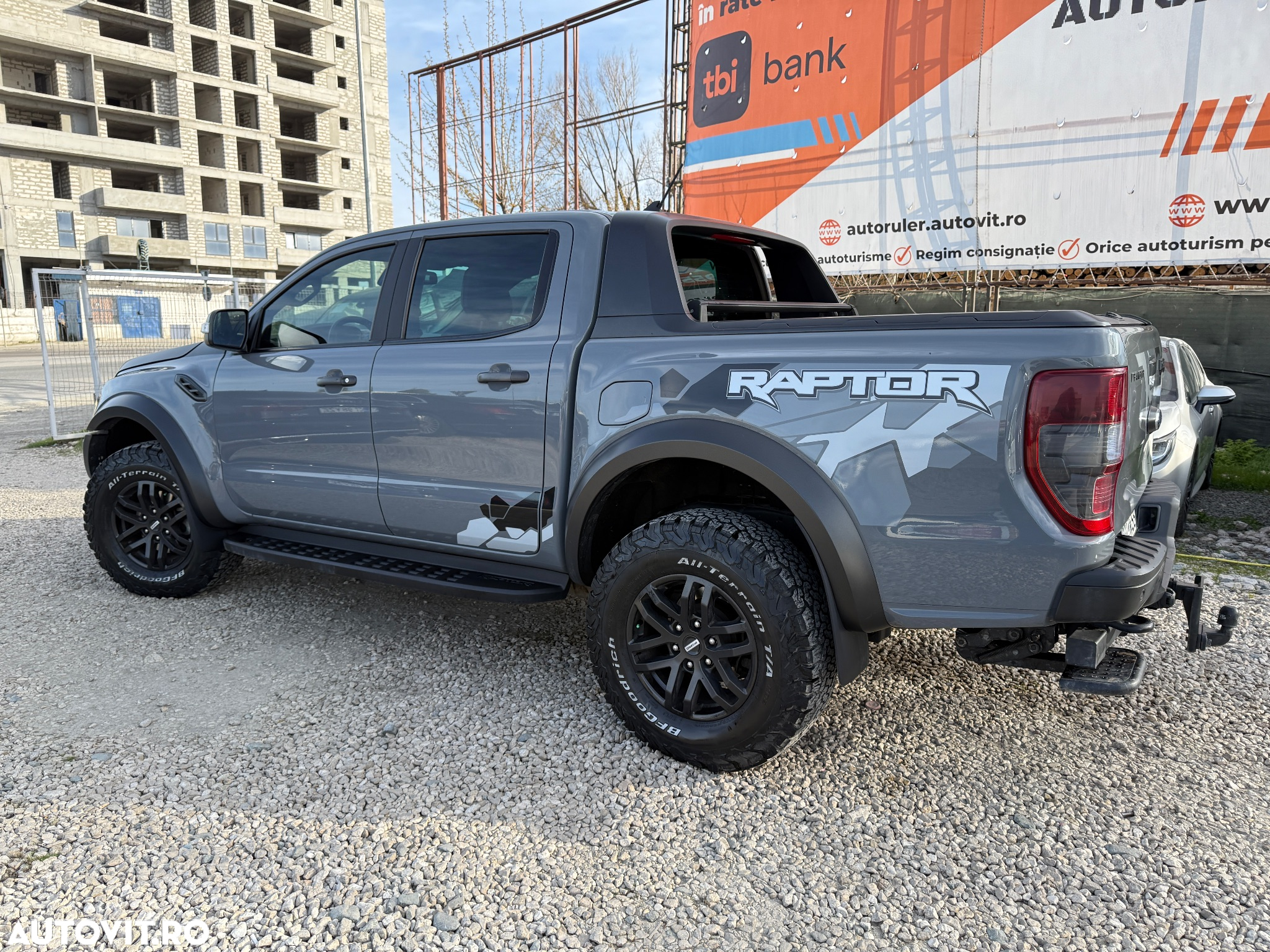 Ford Raptor - 11