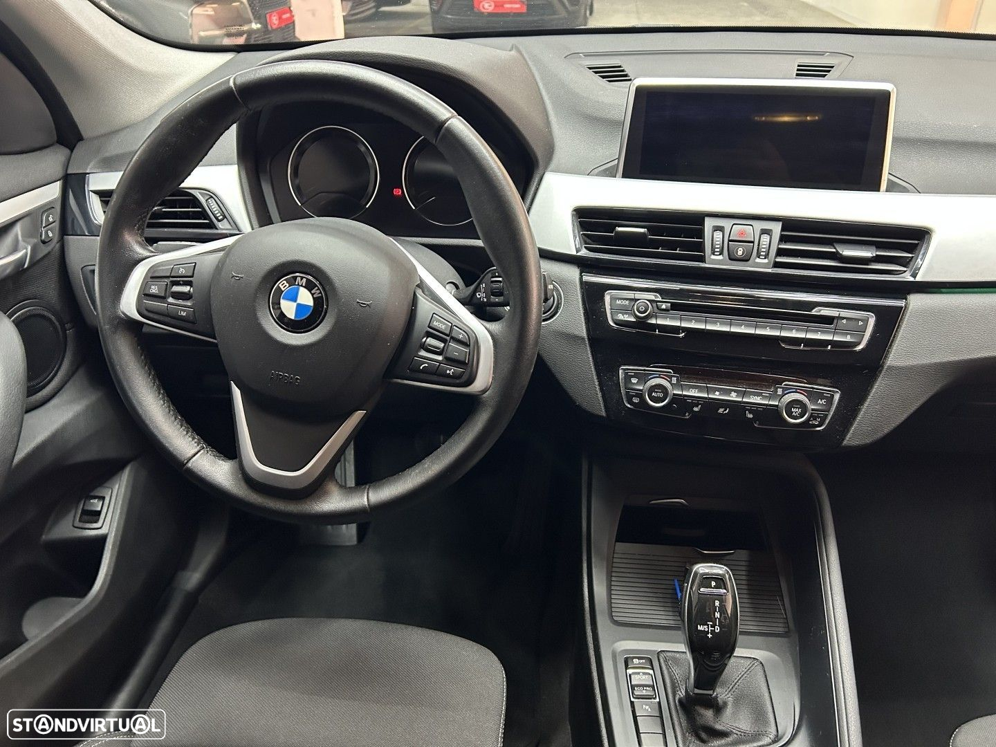 BMW X1 16 d sDrive Auto Line Sport - 15