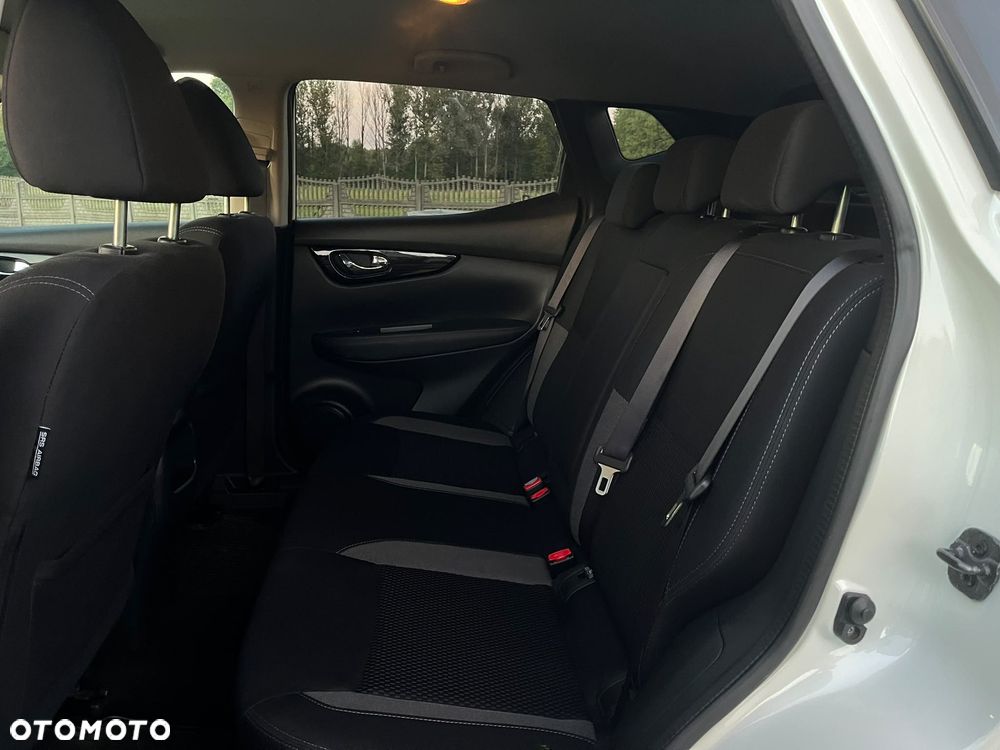 Nissan Qashqai 1.3 DIG-T Acenta - 16