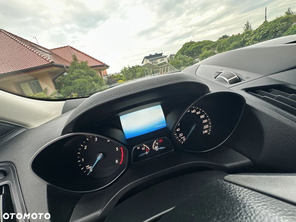 Ford Kuga 2.0 TDCi 2x4 SYNC - 31