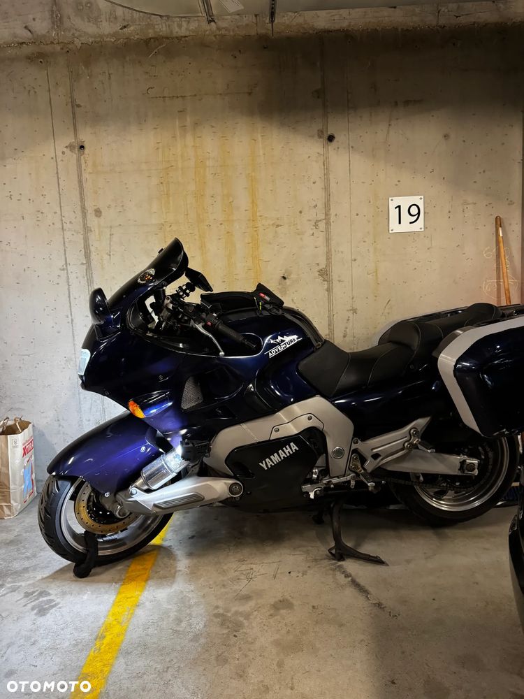 Yamaha GTS - 6