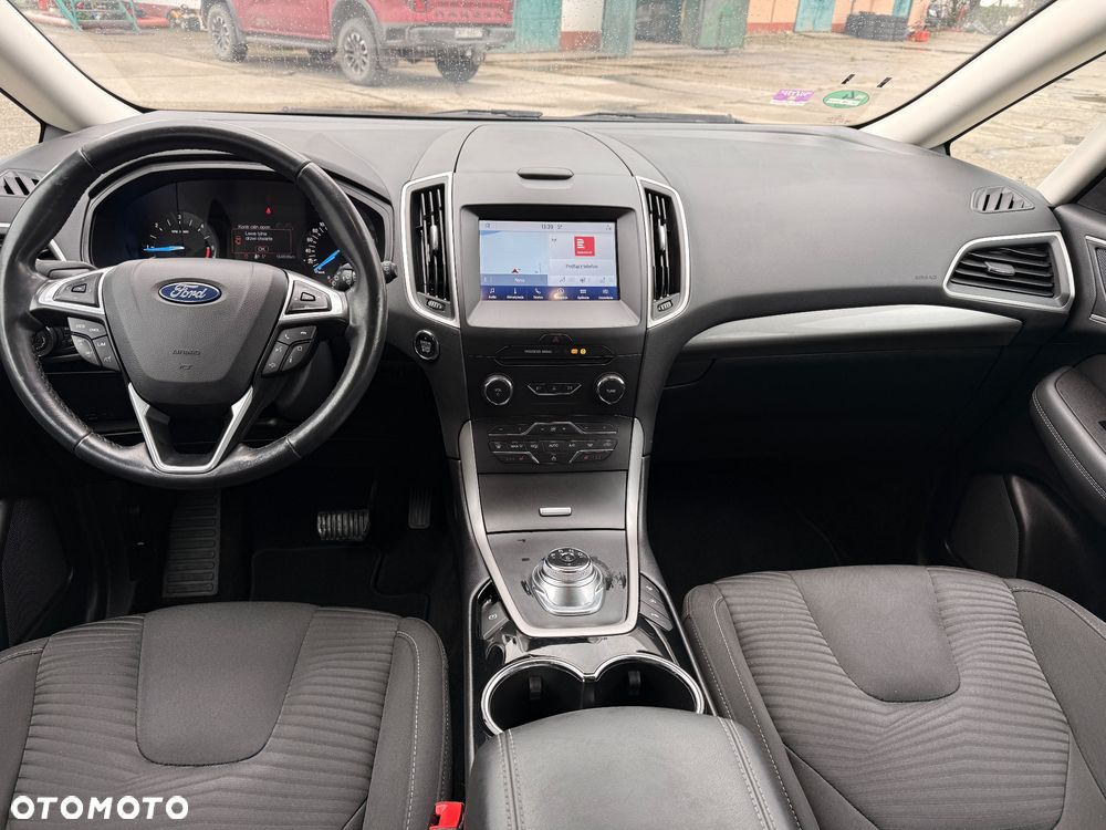 Ford S-Max 2.0 EcoBlue Titanium - 4