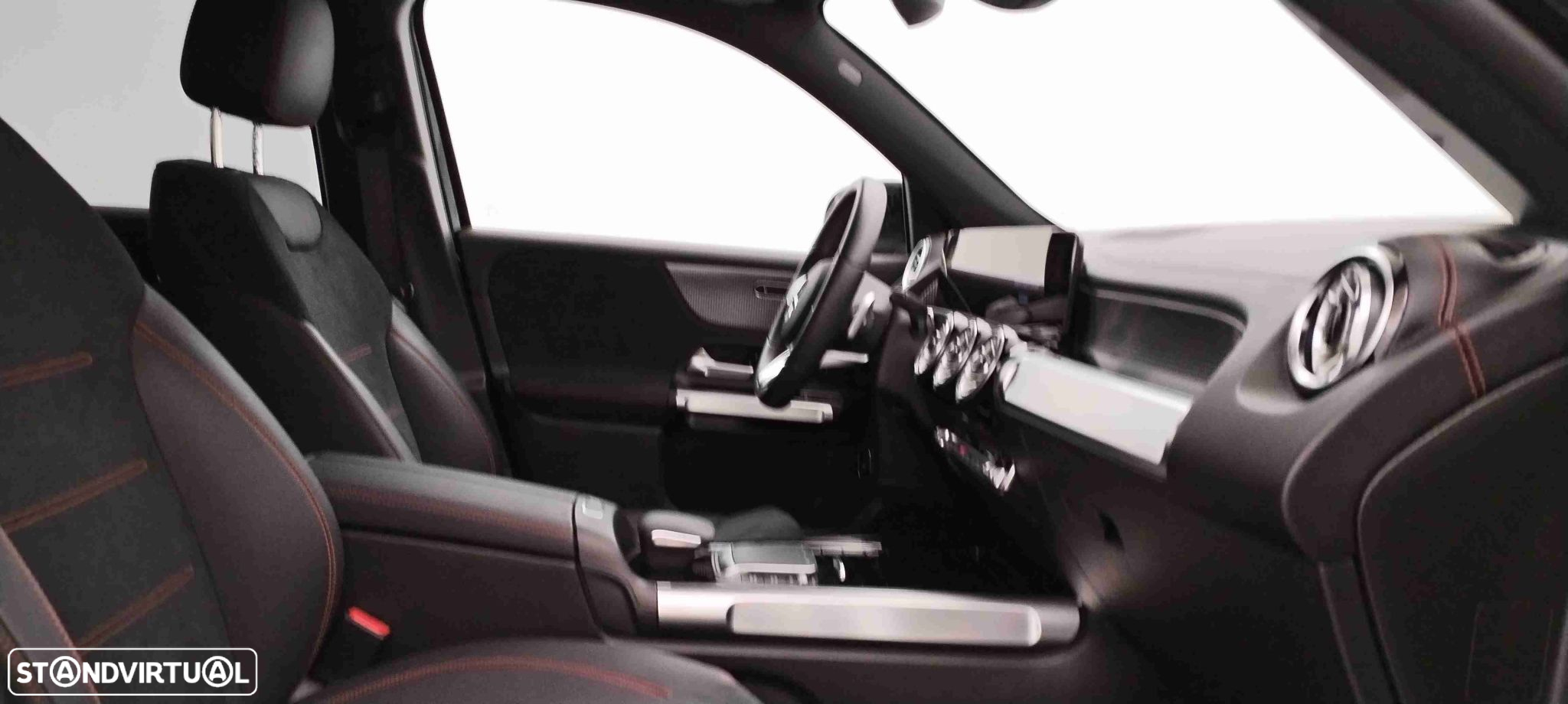 Mercedes-Benz EQB 250 AMG Line - 24