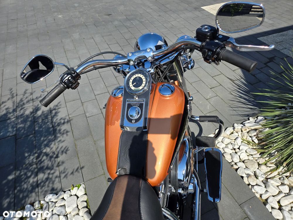 Harley-Davidson Softail Deluxe - 7