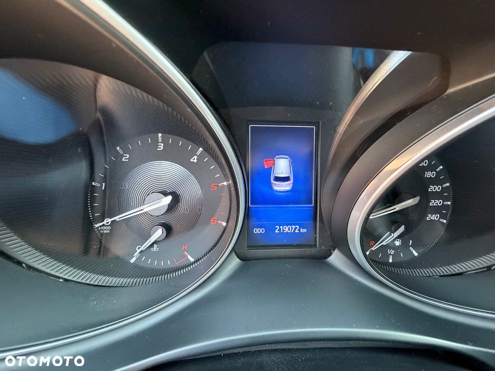 Toyota Avensis Touring Sports 1.6 D-4D Comfort - 16