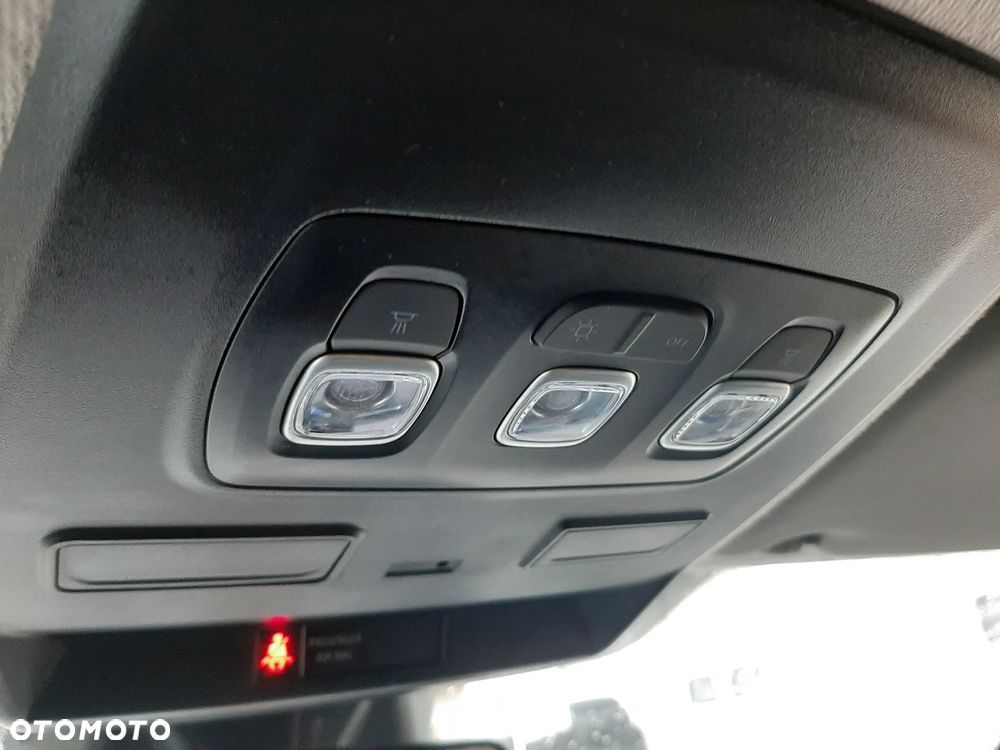 Renault Trafic 2.0 dCi EDC - 23