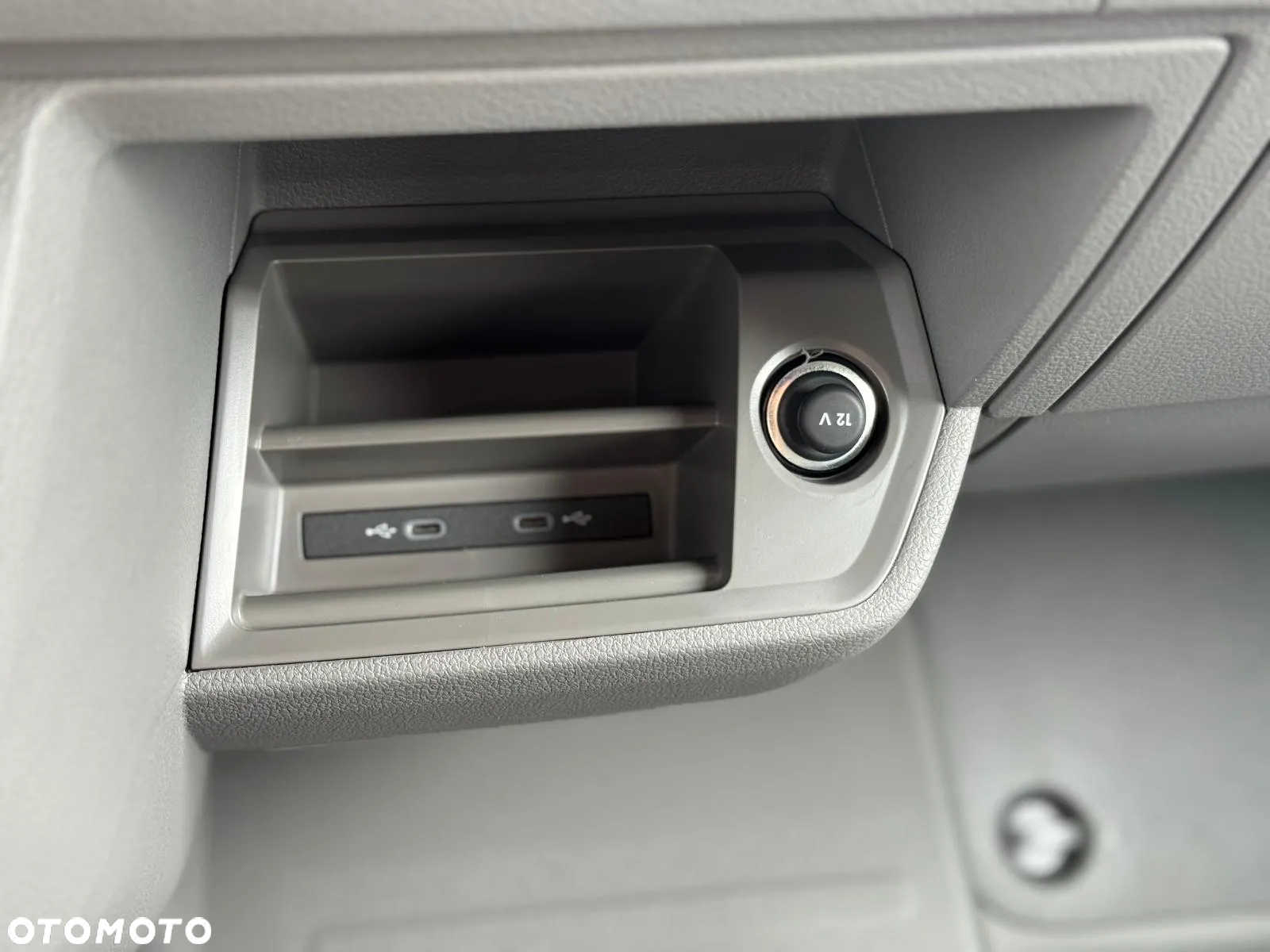 Volkswagen Crafter - 16