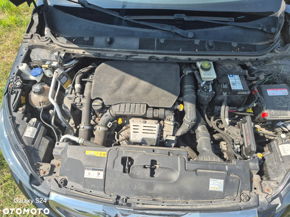 Peugeot 308 1.2 PureTech Style S&S - 17