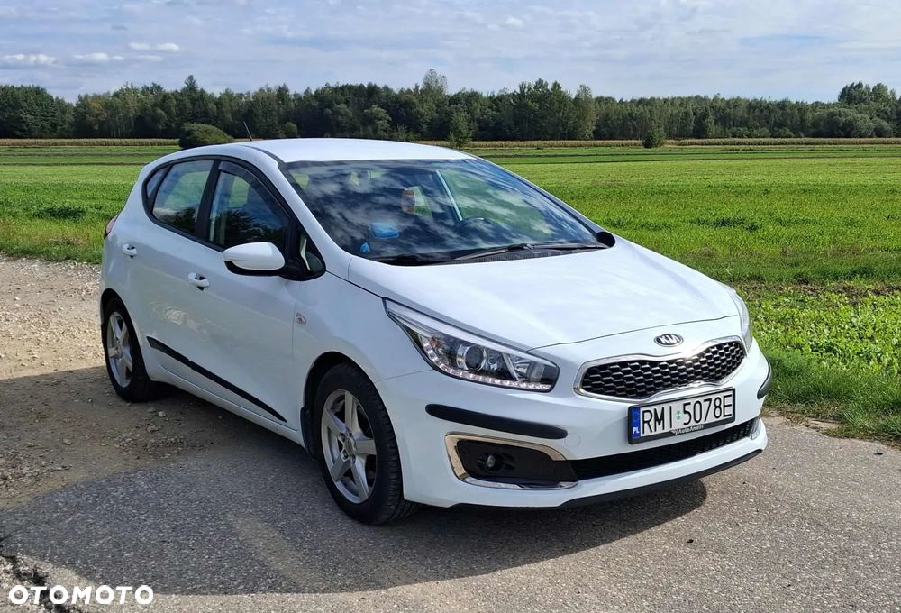 Kia Ceed 1.4 Attract - 3