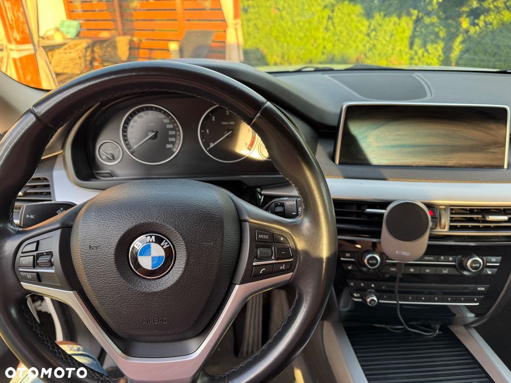 BMW X5 xDrive25d - 11
