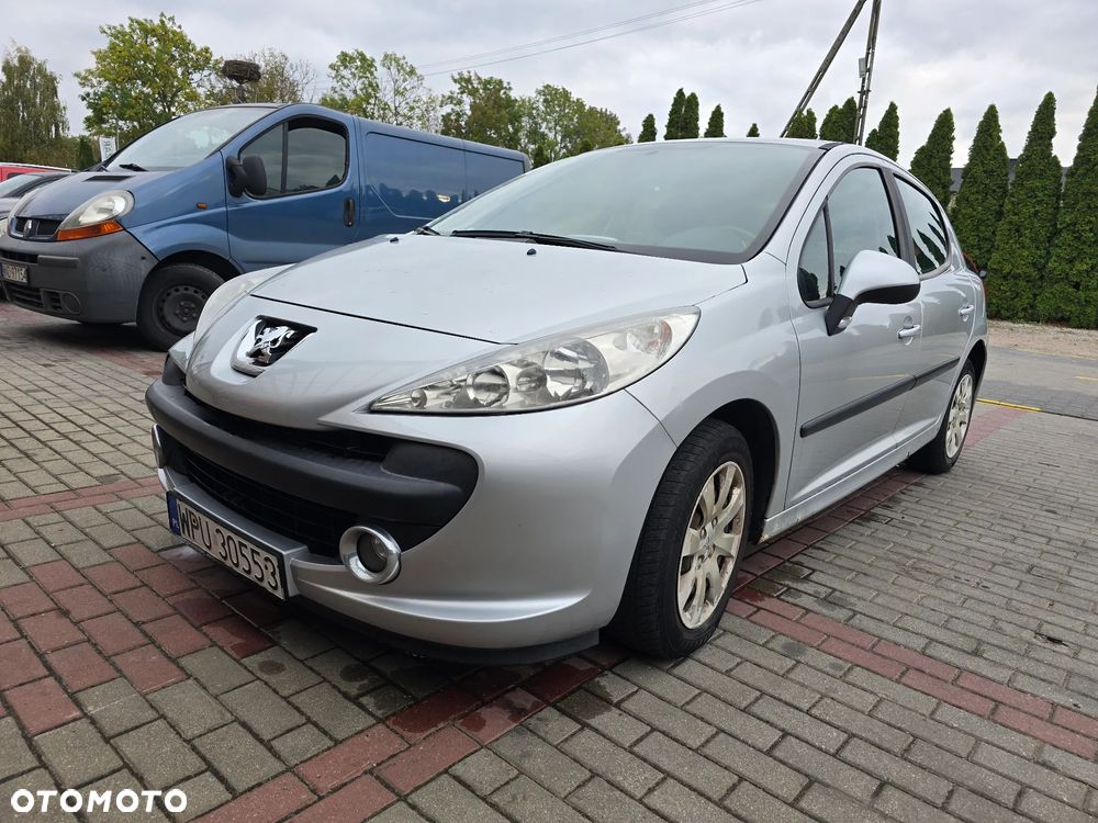 Peugeot 207 - 2