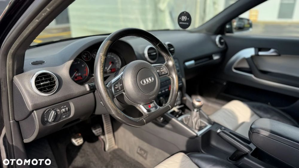 Audi S3 Standard - 18