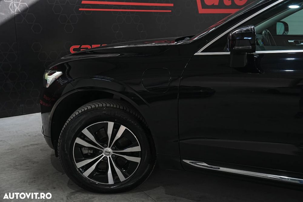 Volvo XC 60 Recharge T6 AWD AT Core - 34