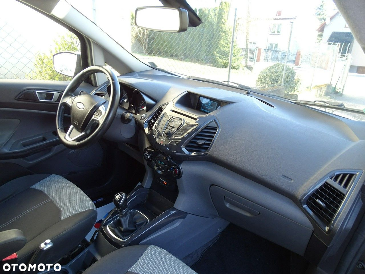 Ford EcoSport - 10