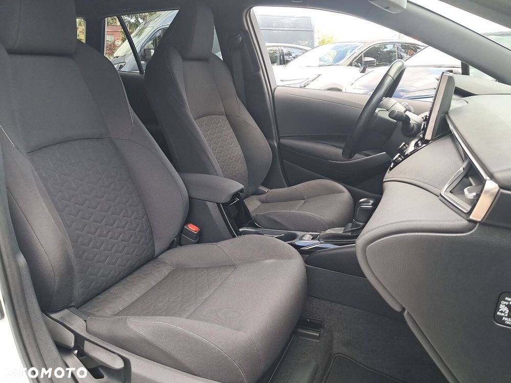Suzuki Swace 1.8 Hybrid Premium Plus CVT - 16