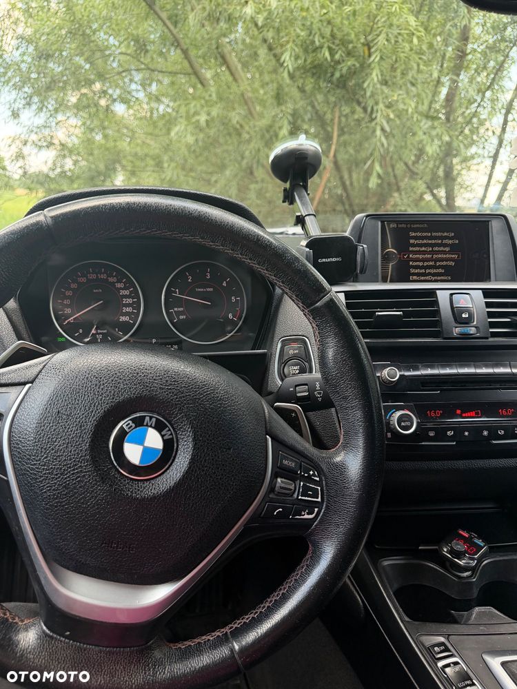 BMW Seria 1 120d Sport Line - 8