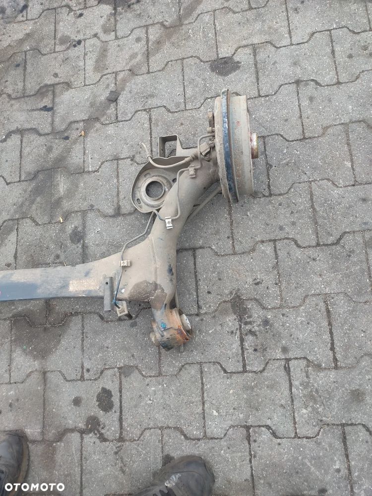 BELKA ZAWIESZENIA TYŁ SKODA FABIA III - 3