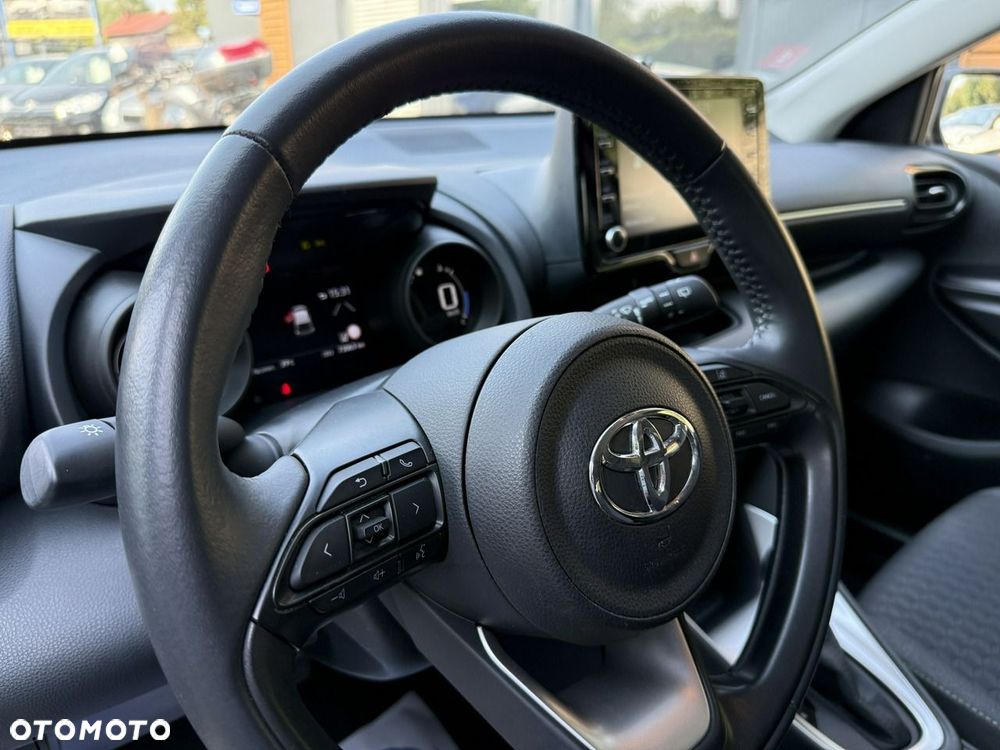 Toyota Yaris - 16
