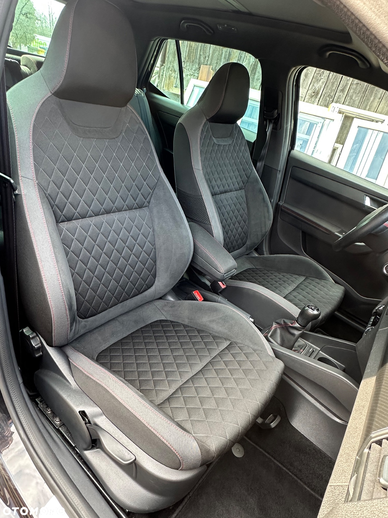 Skoda Fabia 1.0 TSI Monte Carlo - 37