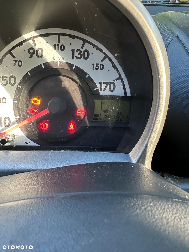 Toyota Aygo 2013 photo 2