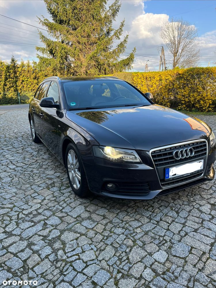 Audi A4 Avant - 30