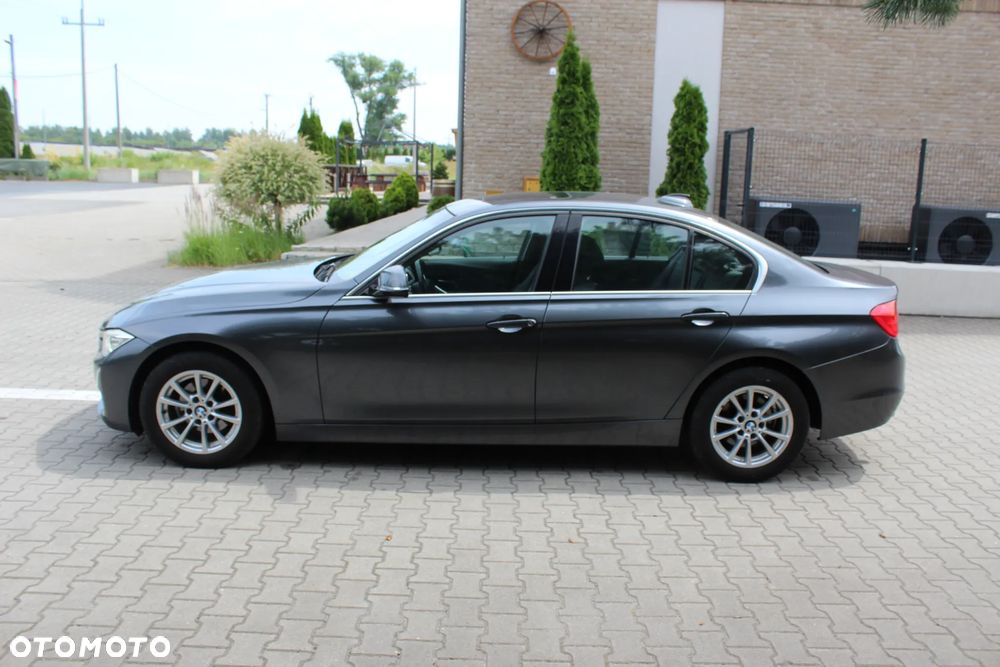 BMW Seria 3 320i Sport-Aut - 5