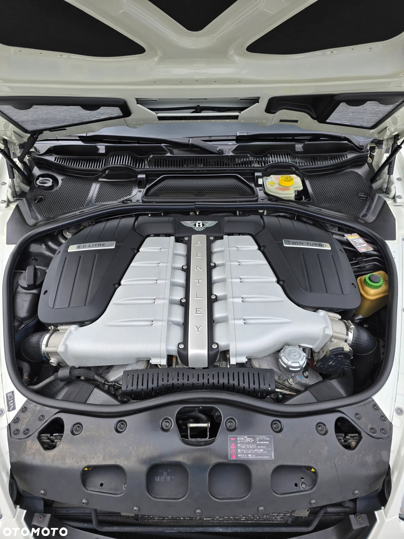 Bentley Continental GT Standard - 33