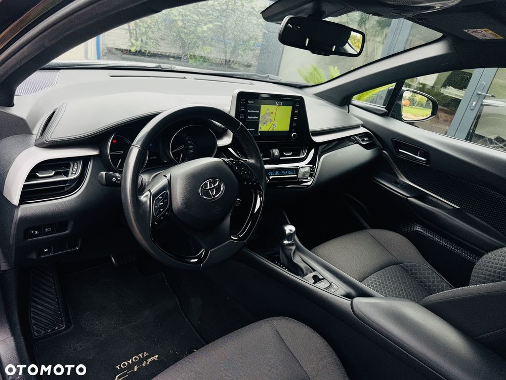 Toyota C-HR Business-Edition - 36
