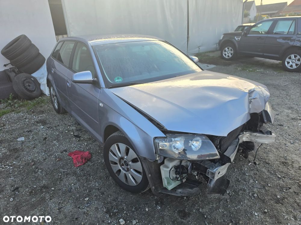 Audi A3 Sportback - 2