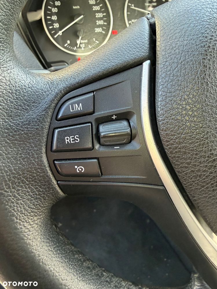 BMW Seria 1 118d - 21