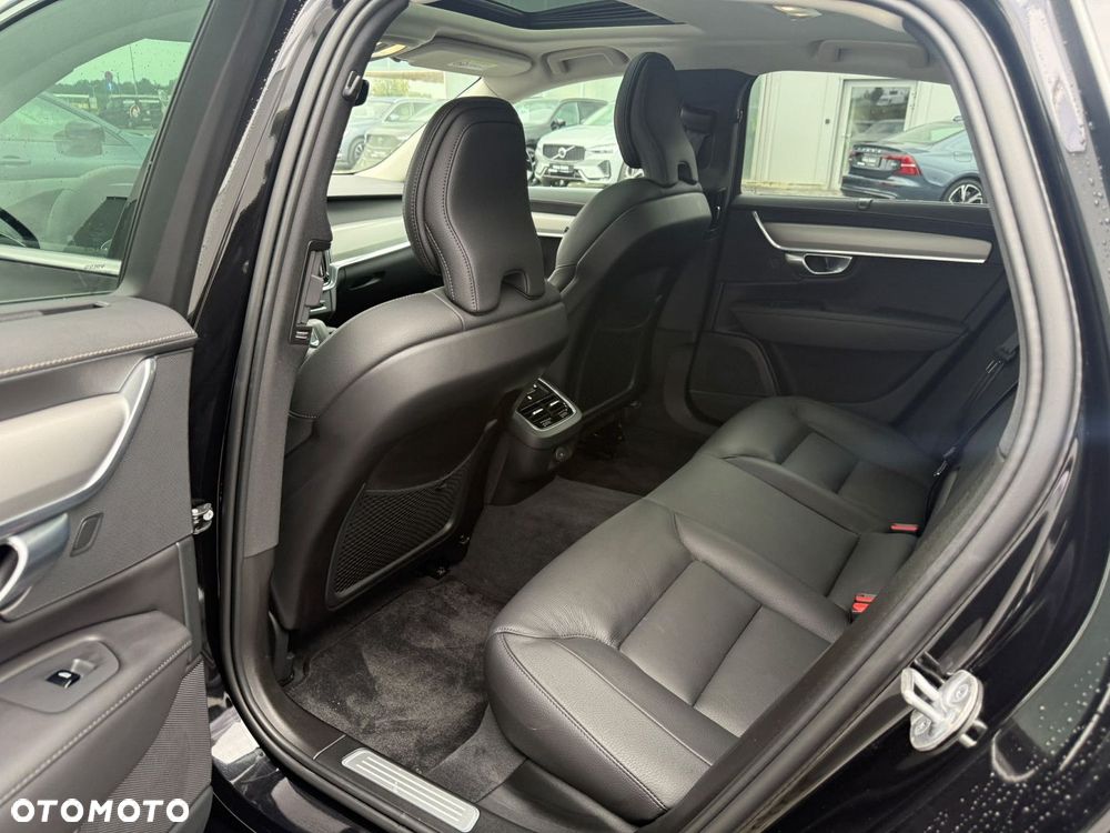 Volvo S90 - 25