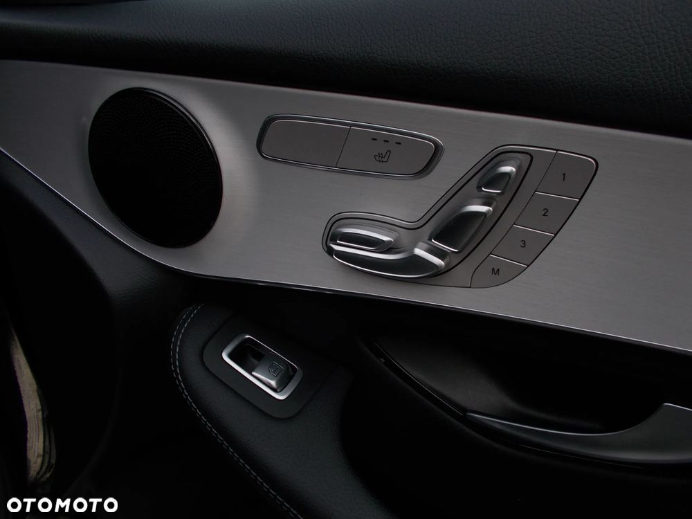 Mercedes-Benz GLC 200 d 4Matic 9G-TRONIC AMG Line - 8