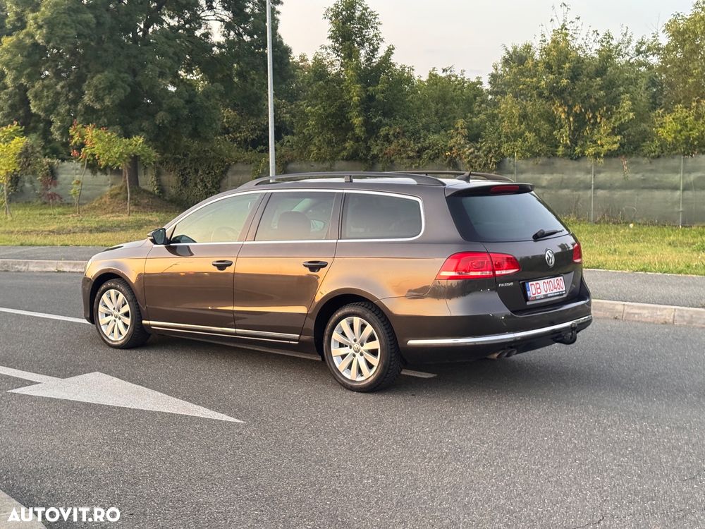 Volkswagen Passat 2.0 TDI Blue TDI Comfortline - 6