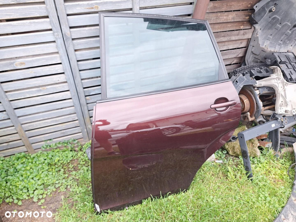 DRZWI TYLNE LEWE SEAT ALTEA XL KOLOR BORDO METALIC LS3Y